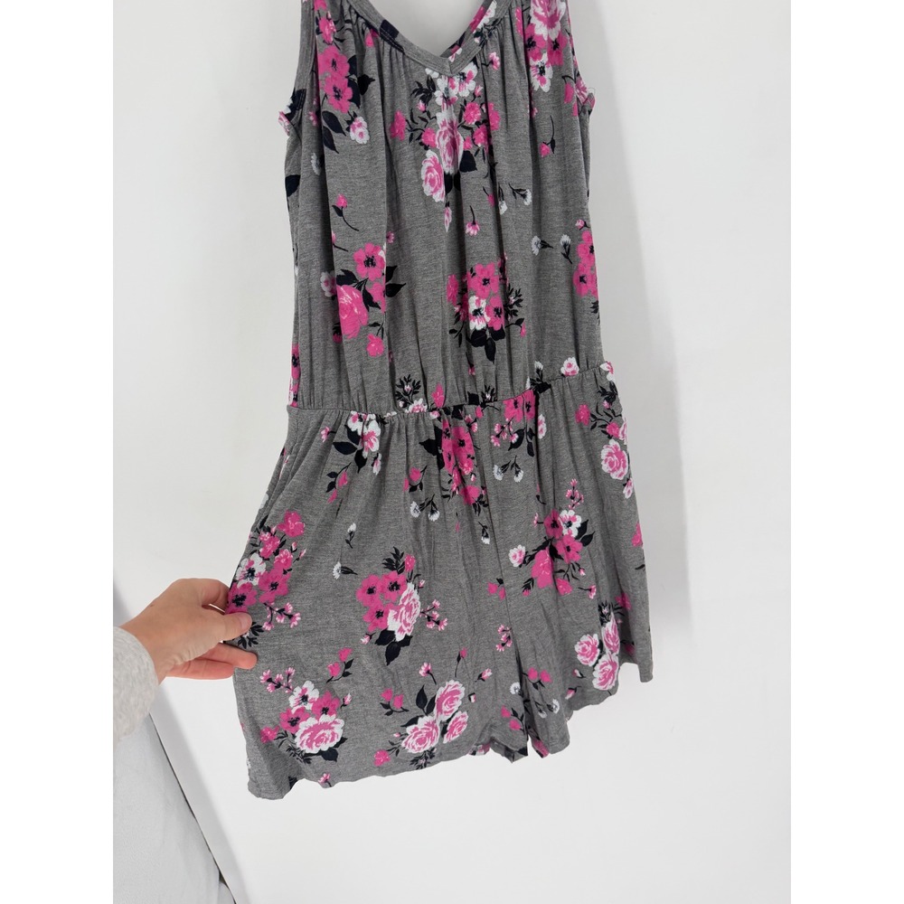 Torrid Romper Womens Large Gray Pink Floral Jersey Knit Stretch Pockets NWT - Picture 3 of 5